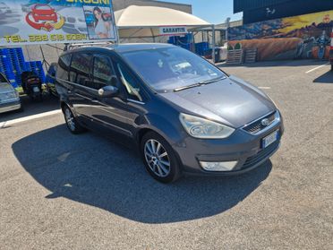 Ford Galaxy 2.0 TDCi 140 CV Ghia DPF
