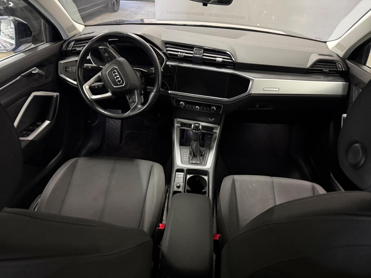 Audi Q3 35 TDI quattro S tronic Business Advanced