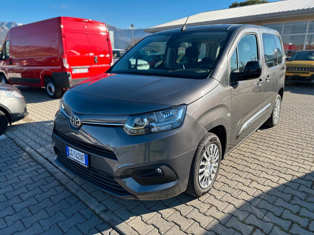 Toyota Proace Proace Verso 1.5D L1 D Lounge