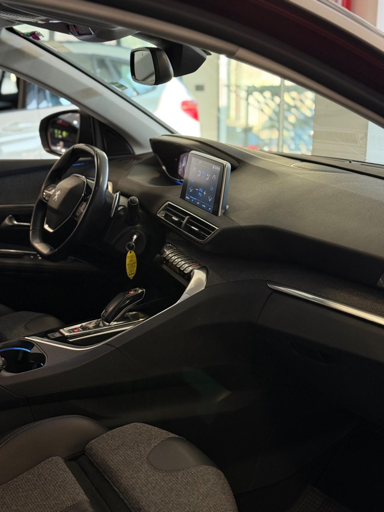 Peugeot 3008 BlueHDi 130 S&S EAT8 Allure