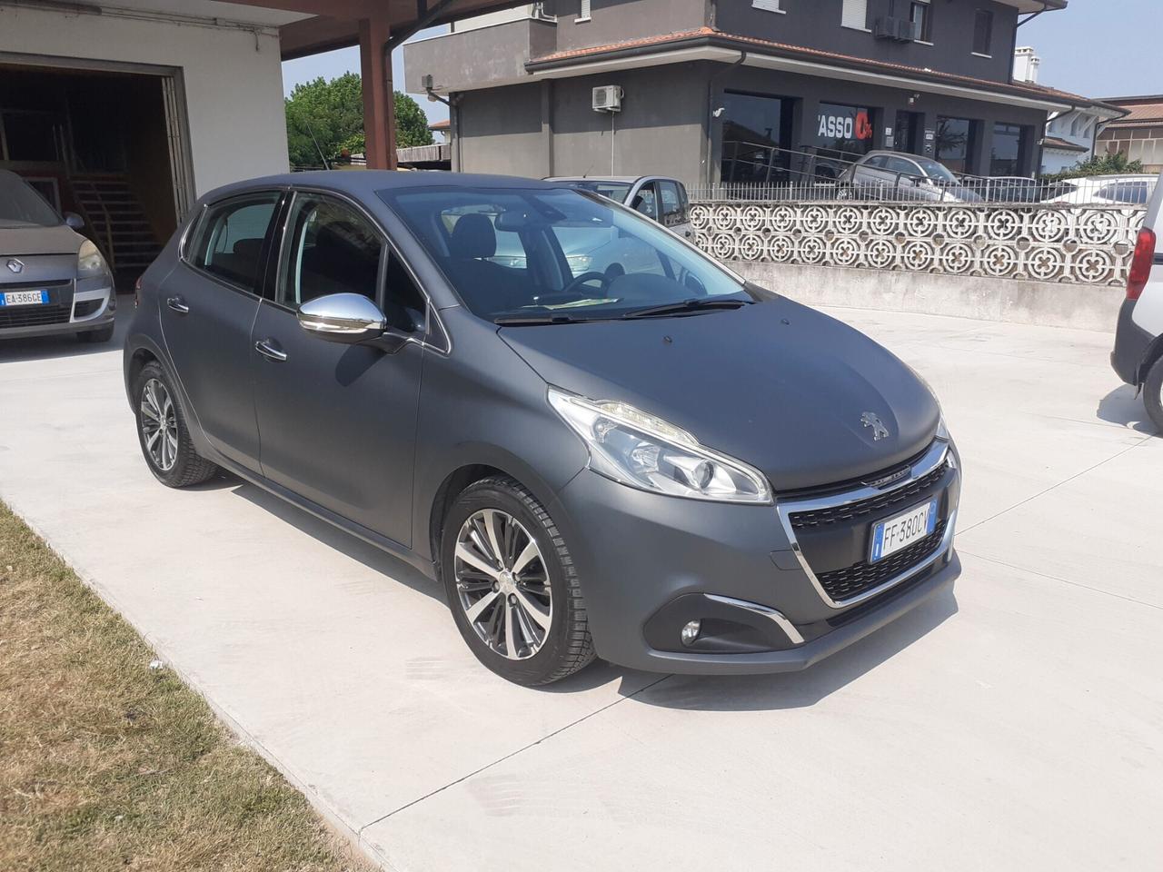 Peugeot 208 Allure 1.6 Hdi 75 cv.NAVI.RETROCAMERA.Euro 6B.MOLTO BELLA