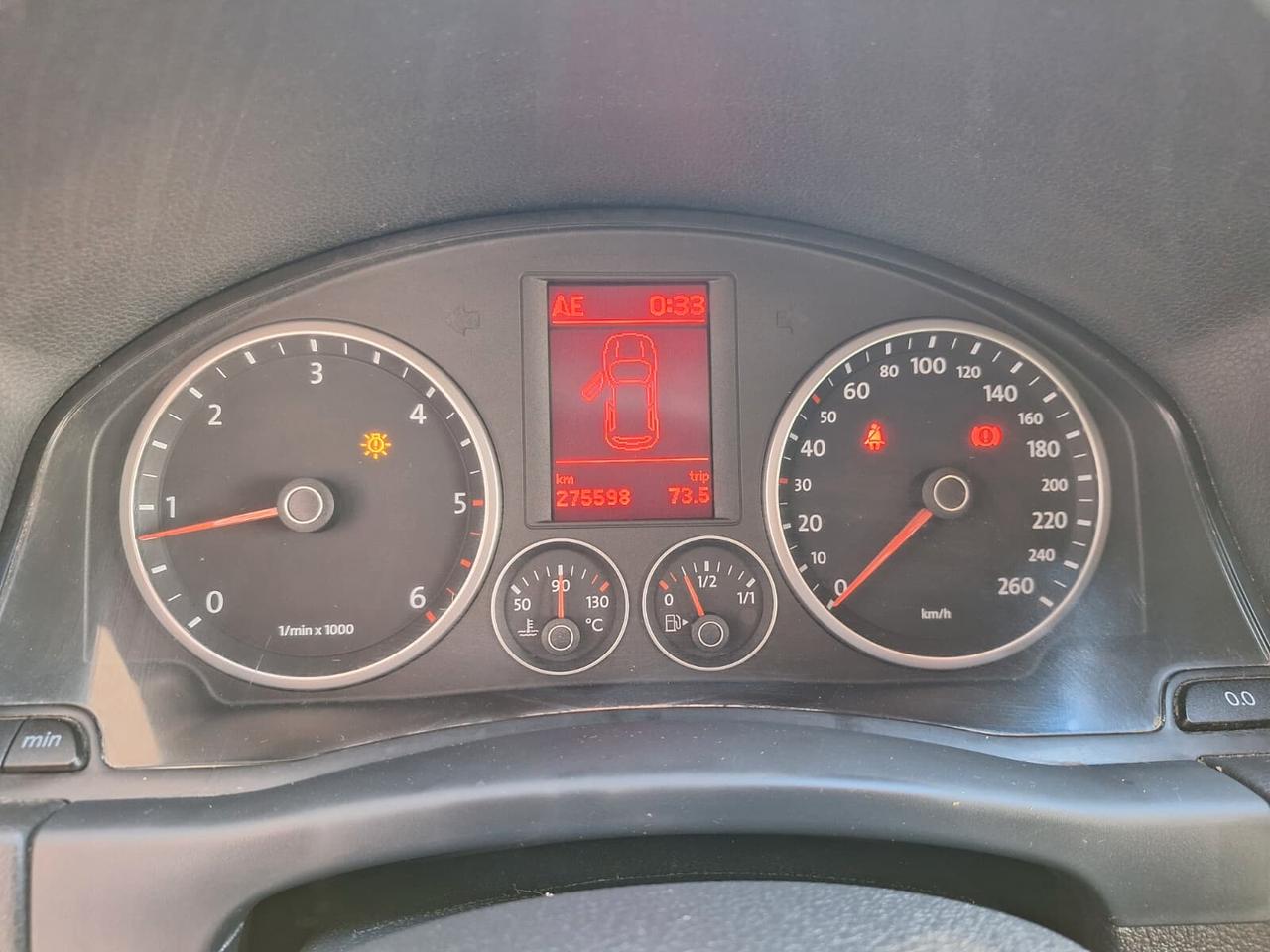 Volkswagen Tiguan 2.0 16V TDI DPF Sport & Style (18°)