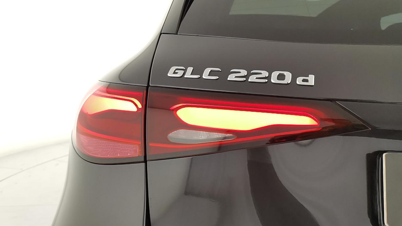 Mercedes-Benz GLC - X254 - GLC 220 d mhev AMG Premium Plus 4matic auto