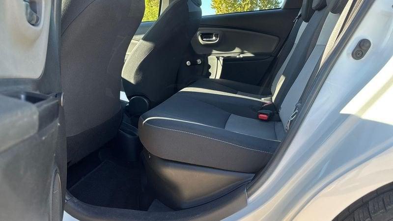 Toyota Yaris III 2017 5 Porte 1.5 VVT-i Hybrid Active e-CVT my18