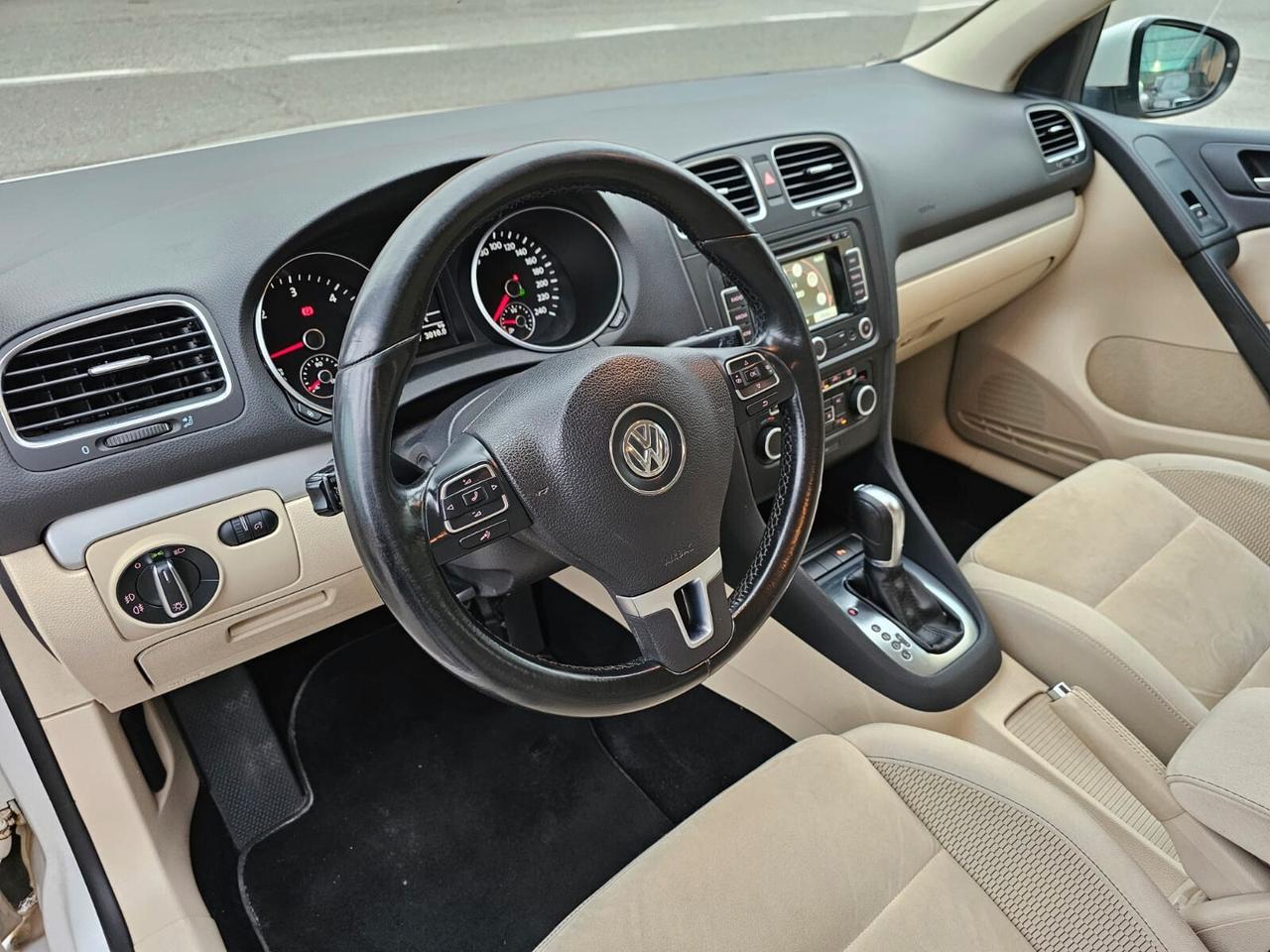 Volkswagen Golf 2.0 TDI 140cv DSG Highline*Pdc*Bi-Xeno*17*