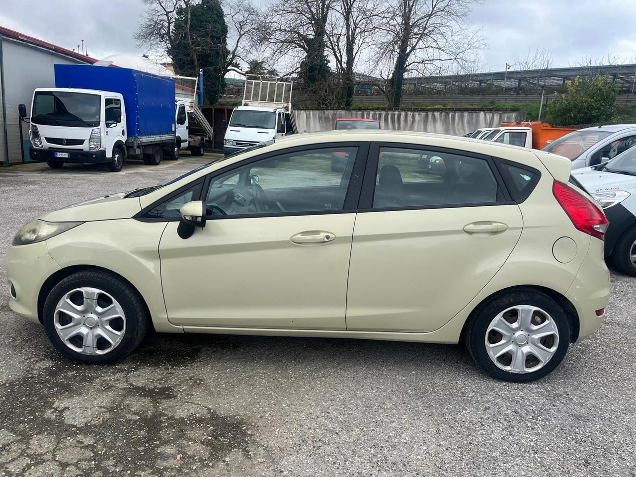 Ford Fiesta 5P-1.4 gpl-Full-2009