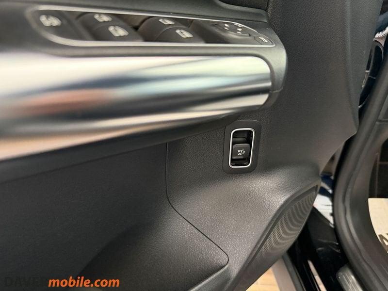 Mercedes-Benz GLA GLA 200 d Premium auto