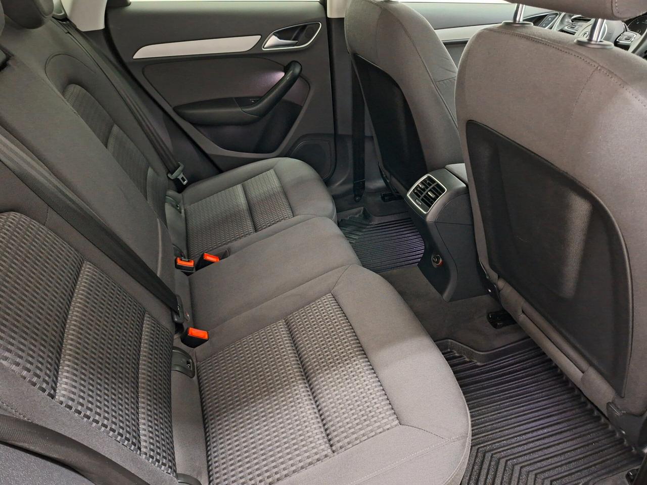 Audi Q3 2.0 TDI 140cv Quattro