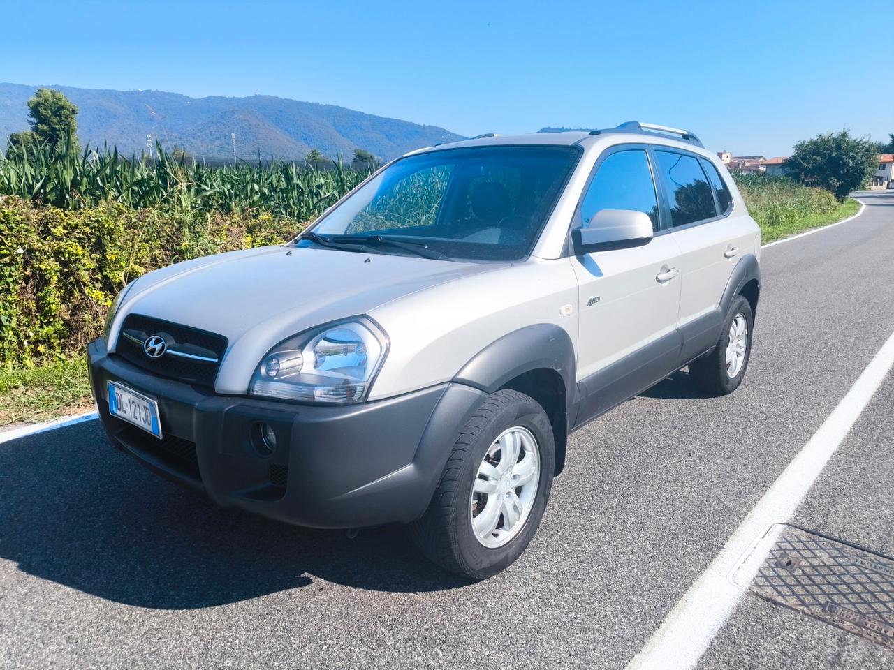 HYUNDAI TUCSON 4WD 2,0 G.P.L-KM 75000-