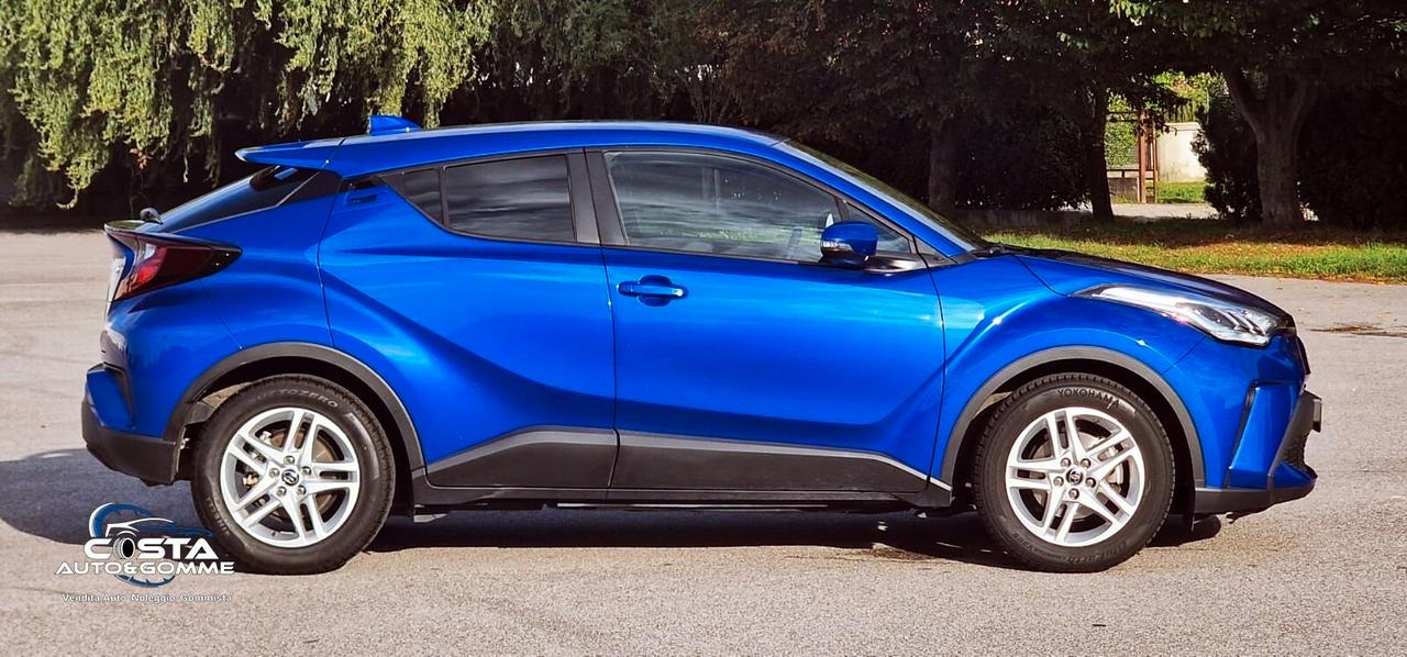 Toyota C-HR 1.8 Hybrid E-CVT Active