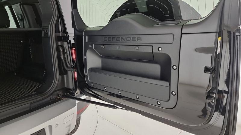 Land Rover Defender 110 3.0D I6 200 CV AWD Auto S