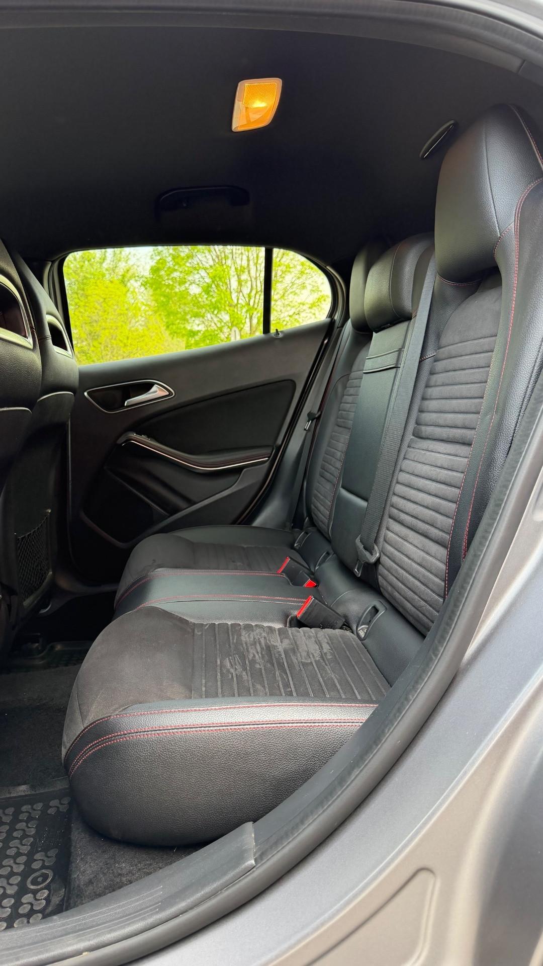 Mercedes-benz GLA 200 d Automatic 4Matic Premium