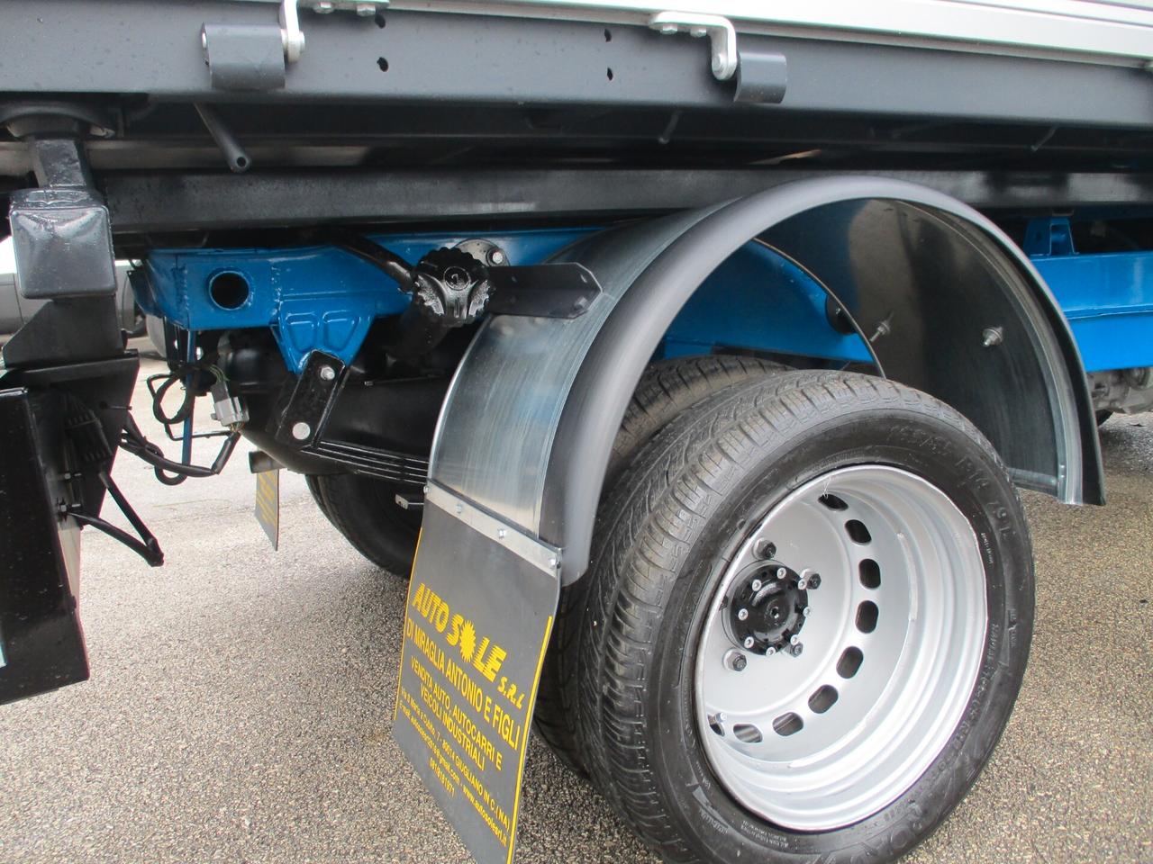 Piaggio Porter 1.3 16V E5 MAXXI GEMELLATO RIBALTABILE TRILATERALE