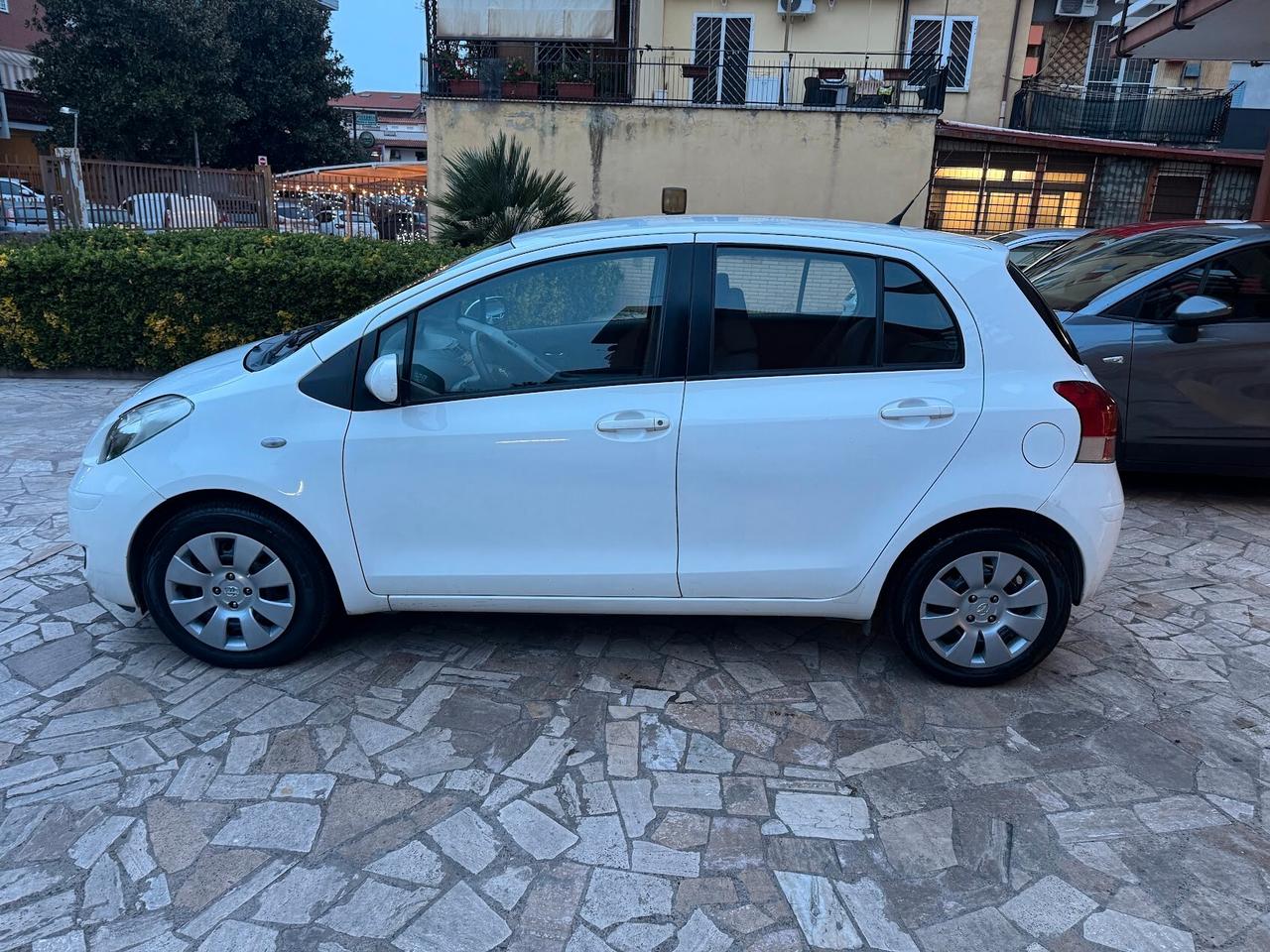 Toyota Yaris 1.4 D-4D DPF 5 porte