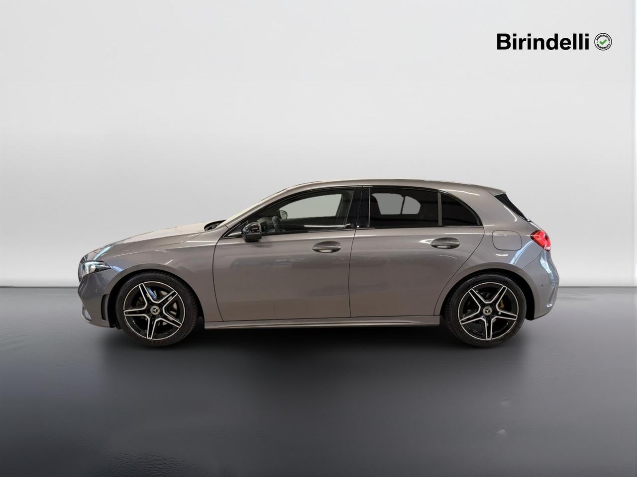 Mercedes-Benz Classe A (W177) - A 180 Automatic Premium