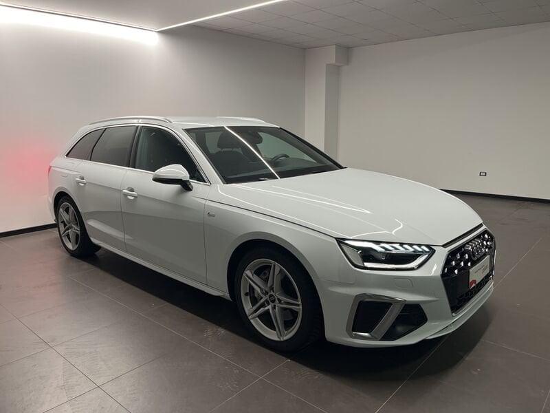 Audi A4 AVANT 40 TDI QUATTRO S LINE S TRONIC