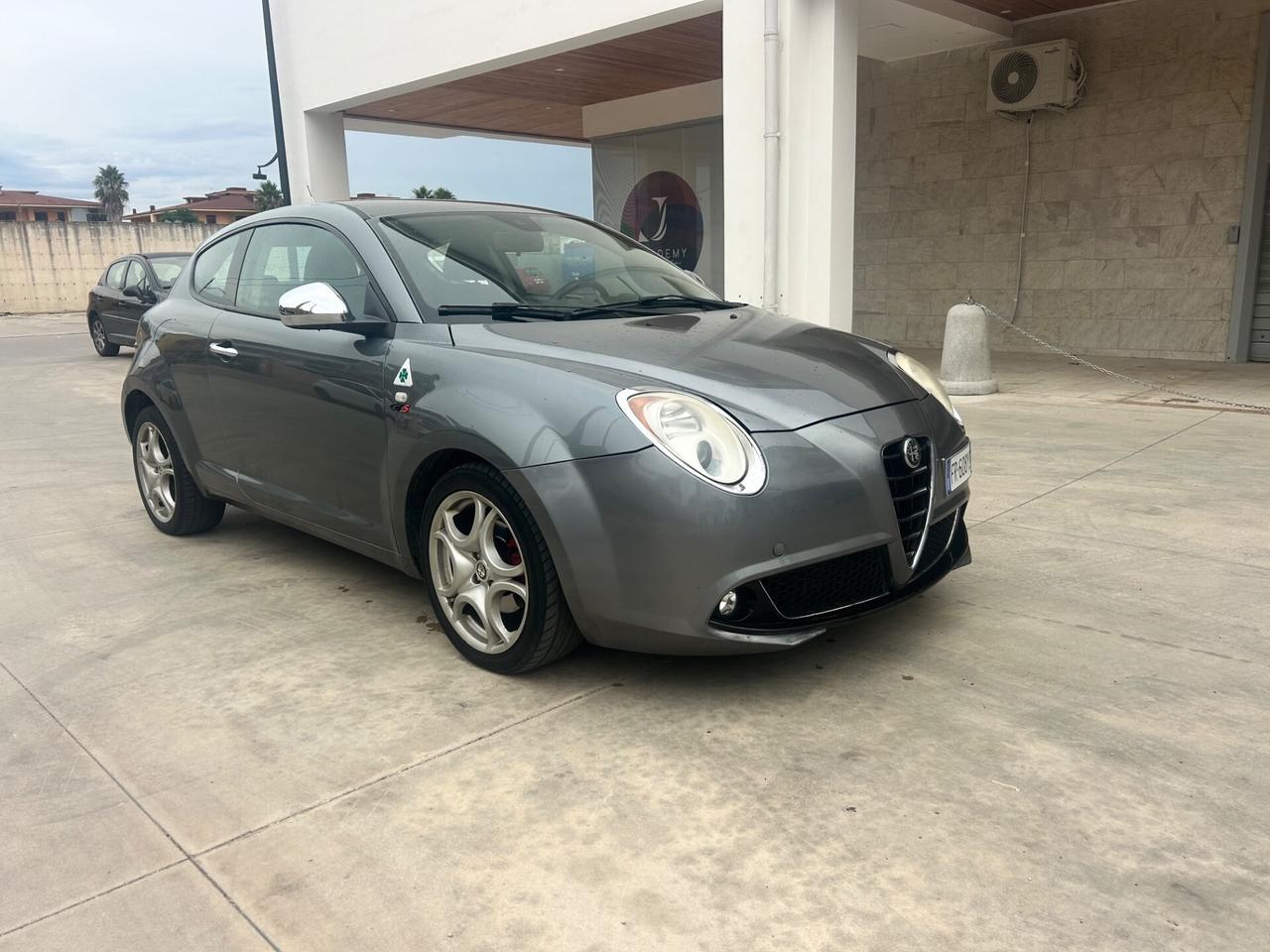 Alfa Romeo MiTo 1.3 JTDm-2 95 CV S&S Distinctive Sport Pack