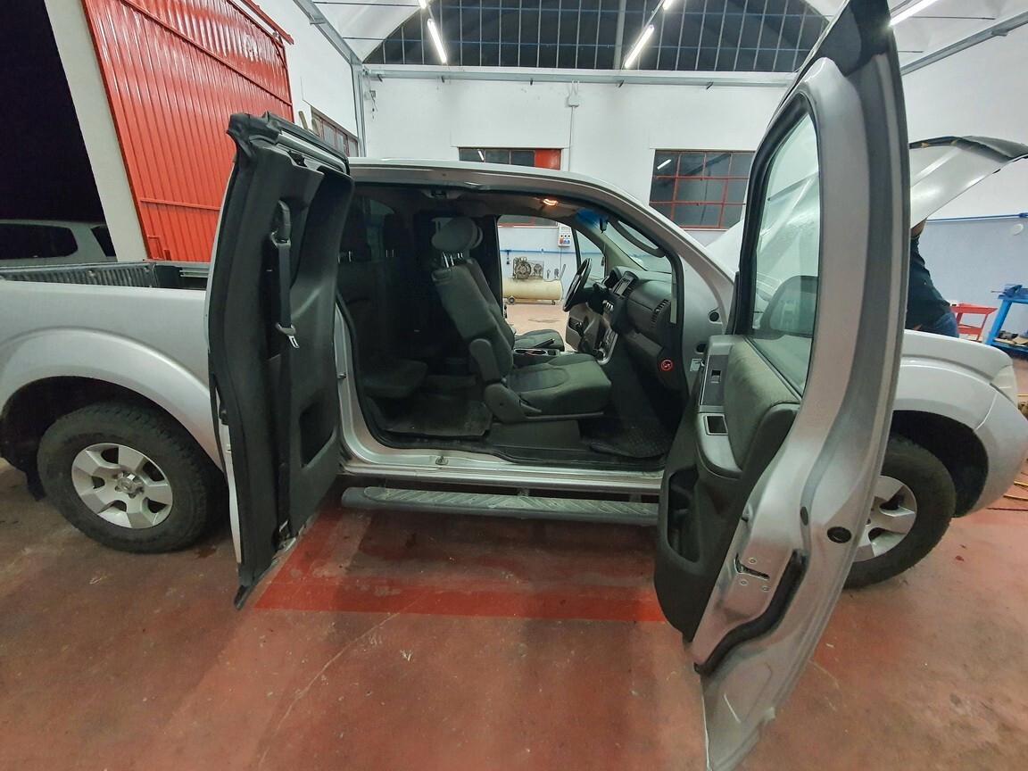 Nissan Navara (D40) 2.5 dCi 190CV 4WD Cab. Singola