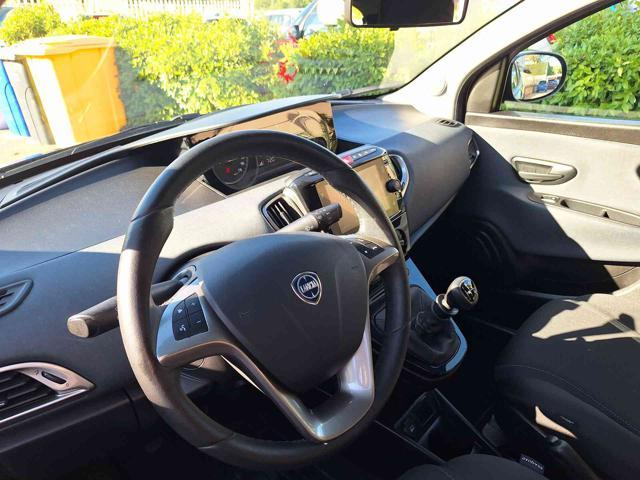 LANCIA Ypsilon 1.2 69 CV 5 porte GPL Gold