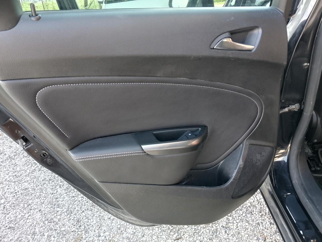 Opel Astra 1.7 CDTI tutta tagliandata Opel perfetta pari al nuovo unica proprietaria