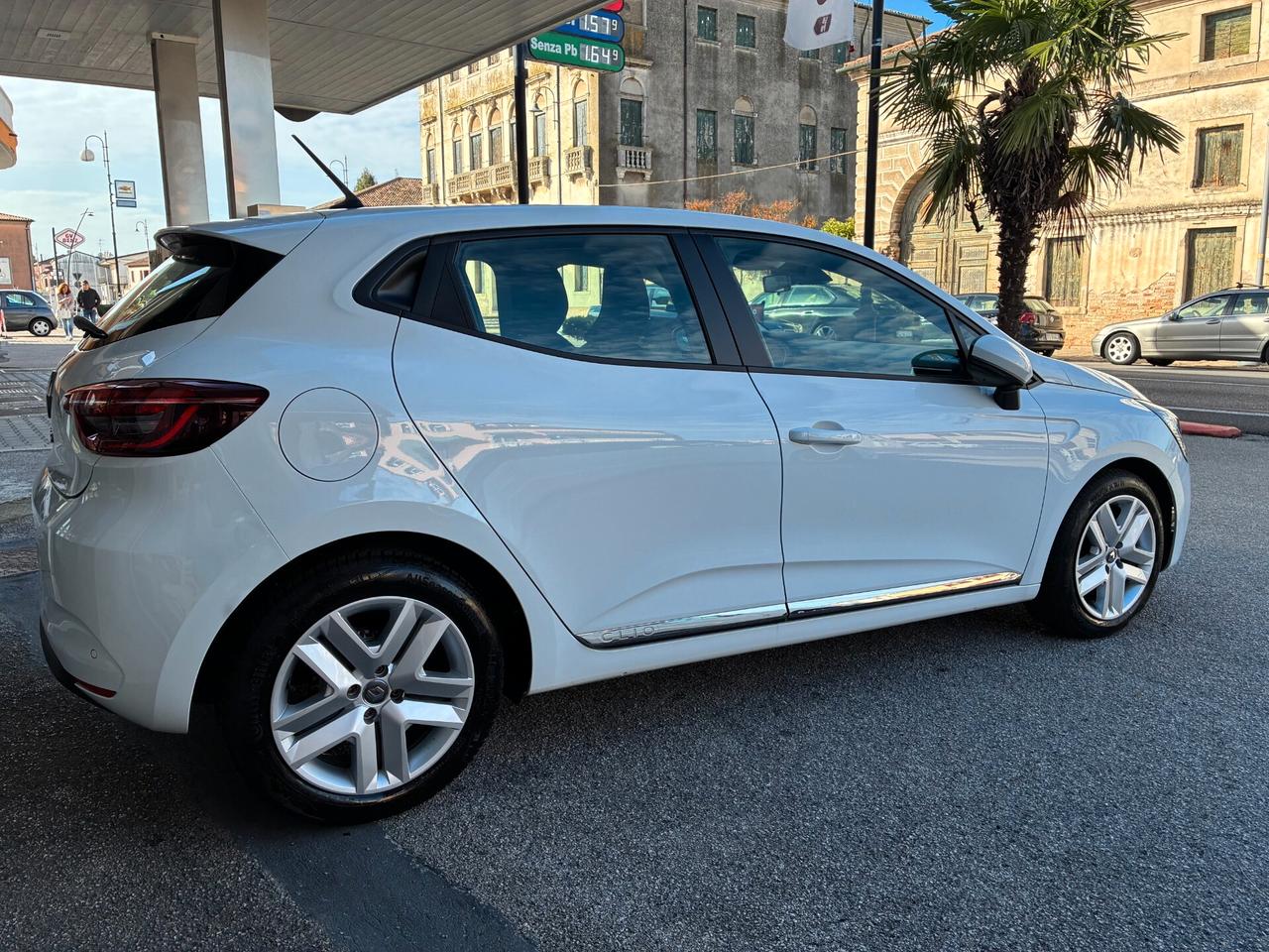 Renault Clio SCe 65 CV 5 porte Business