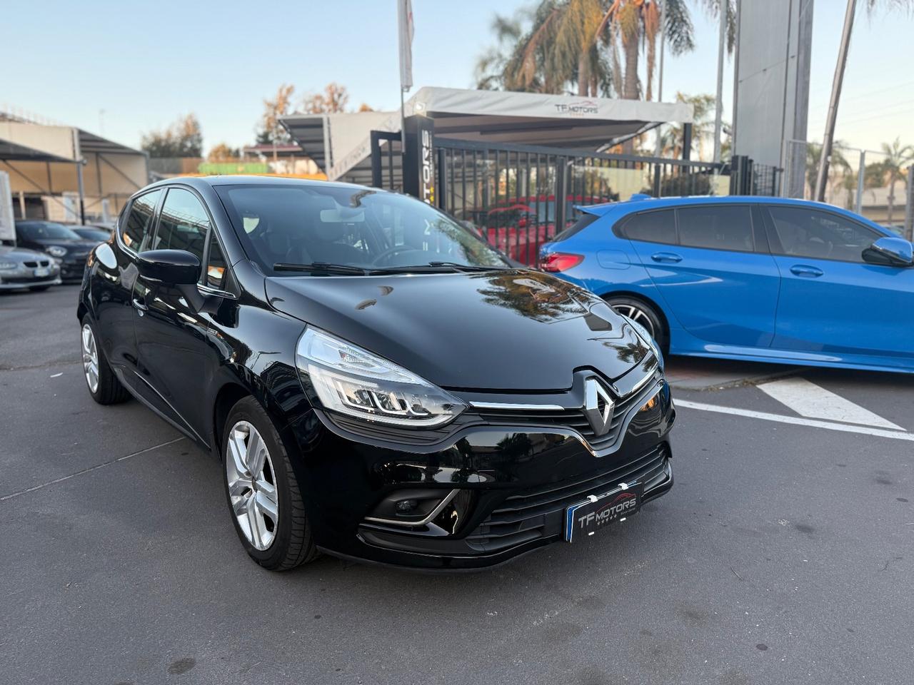 Renault Clio 1.5 dci SOLO 90.000KM - 2019
