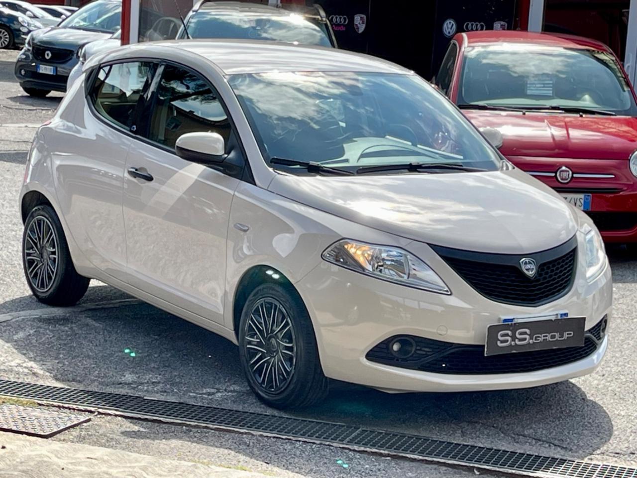 Ypsilon 1.2 69 CV /Platinum/unipro/neopatentati