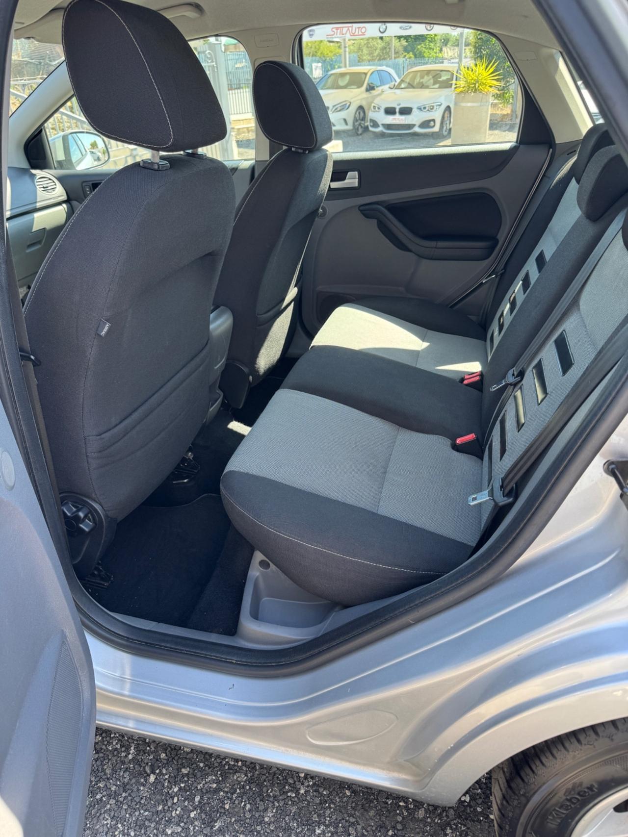 Ford Focus 1.6 TDCi (110CV) 5p. Tit. DPF