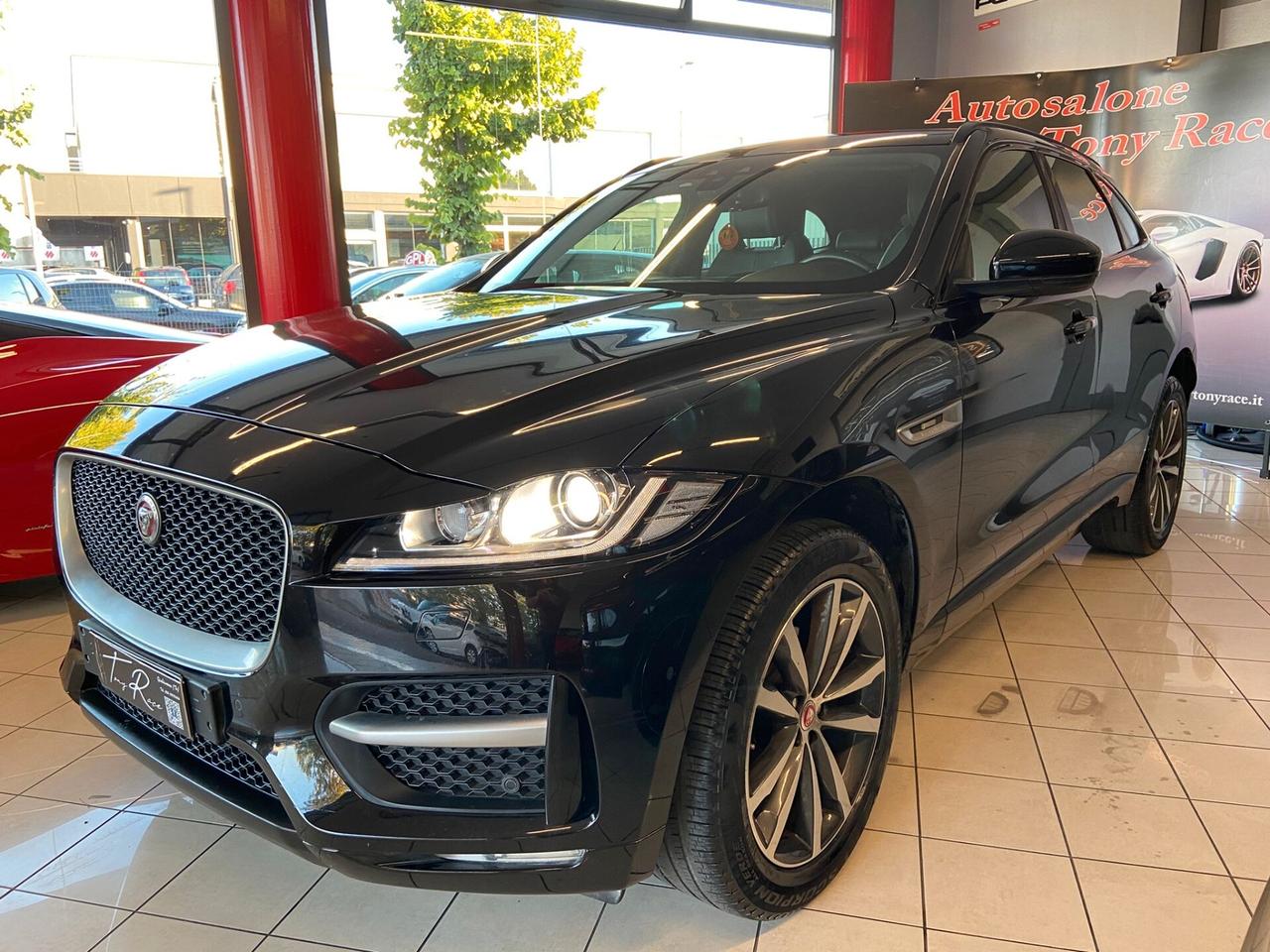 Jaguar F-Pace 2.0 D 180 CV R-Sport