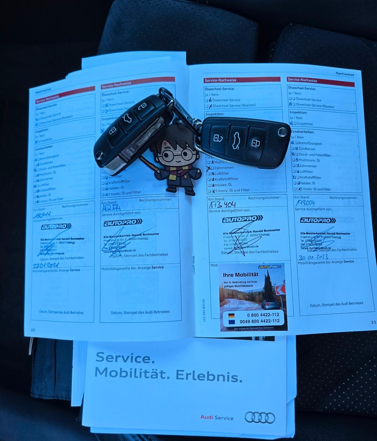 Audi Q3 2.0 TDI quattro 3X S-Line Black Edition Unica in Italia