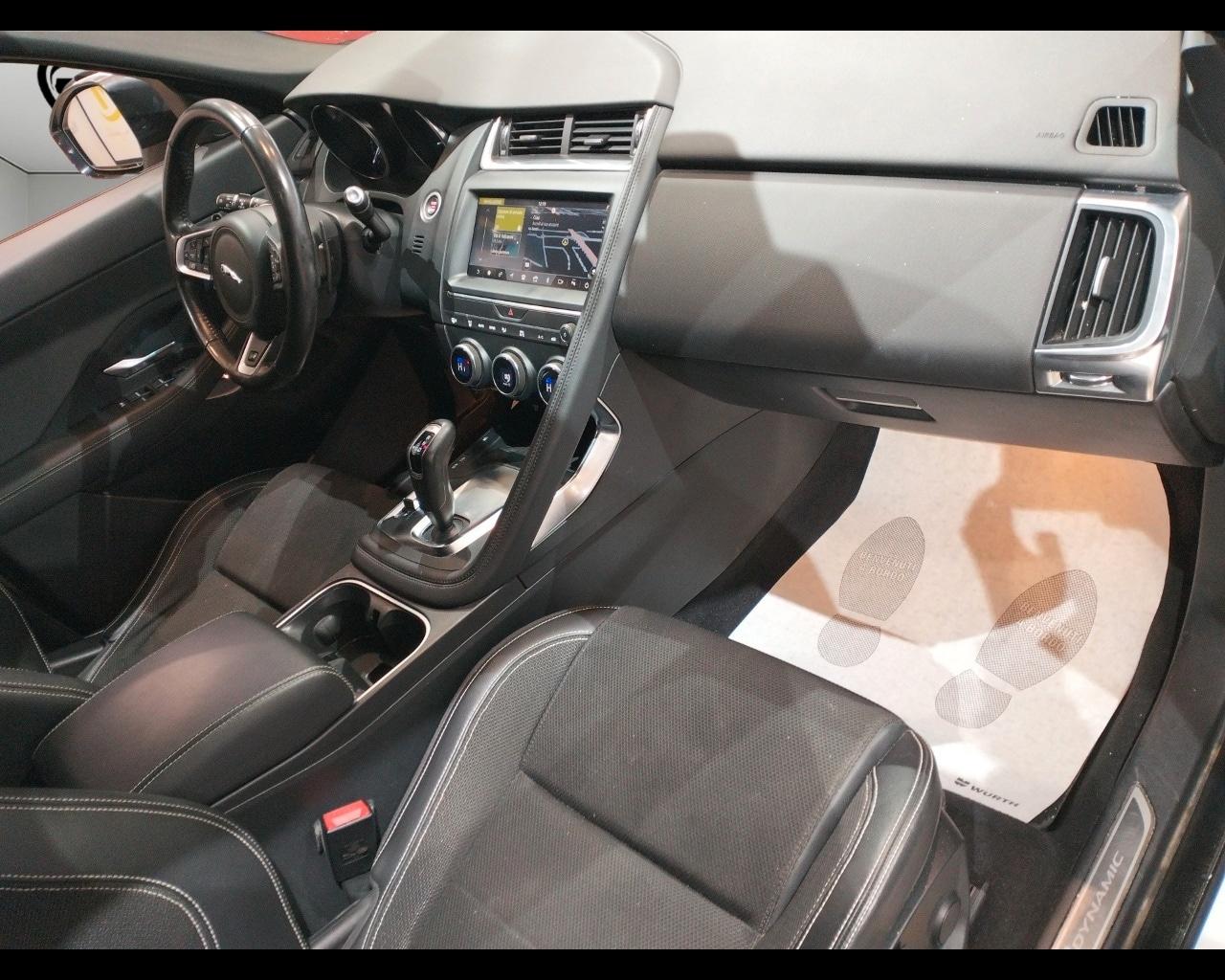 JAGUAR E-Pace (X540) E-Pace 2.0D 150 CV A...