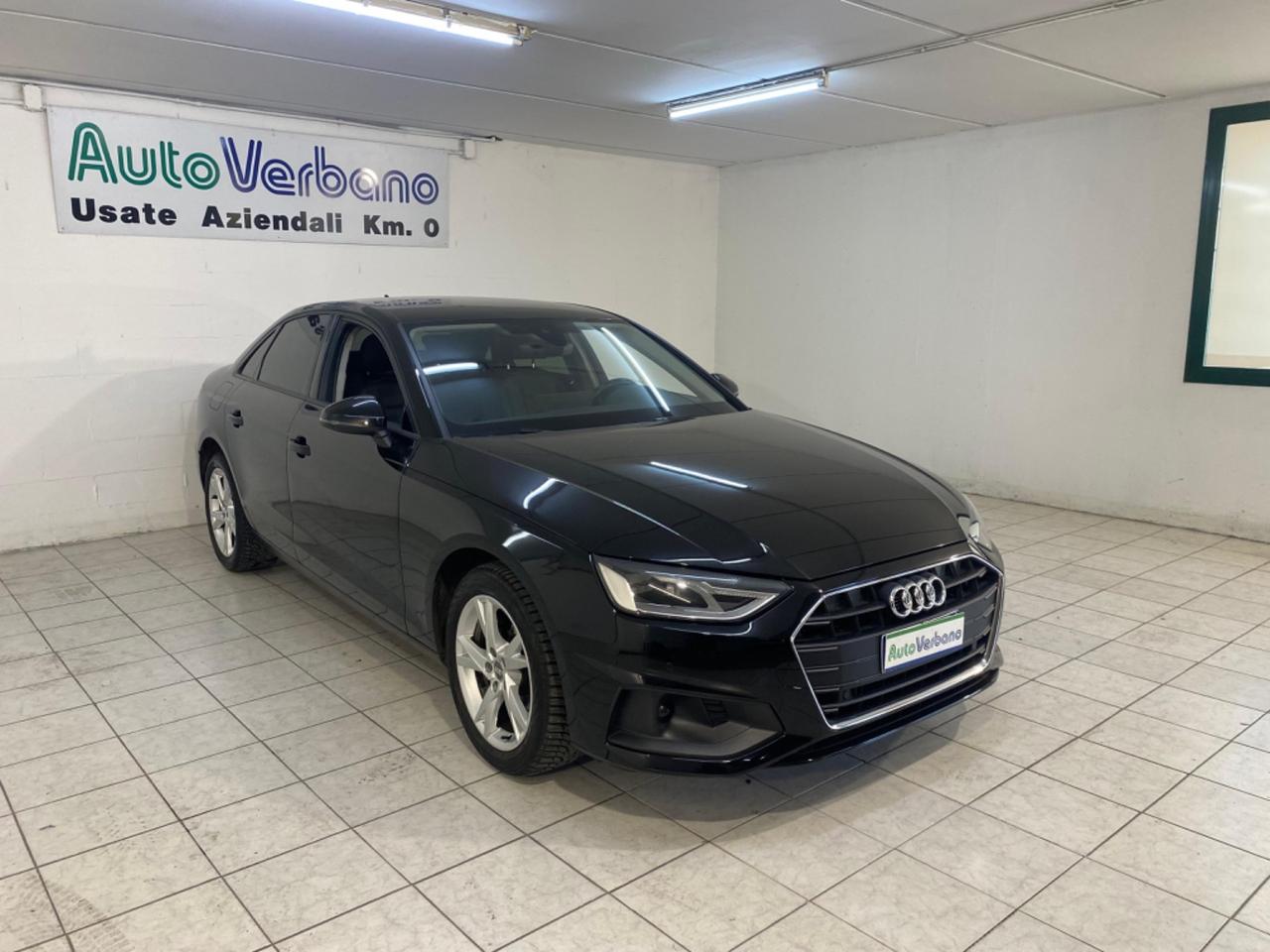 Audi A4 40 TDI quattro S tronic Business