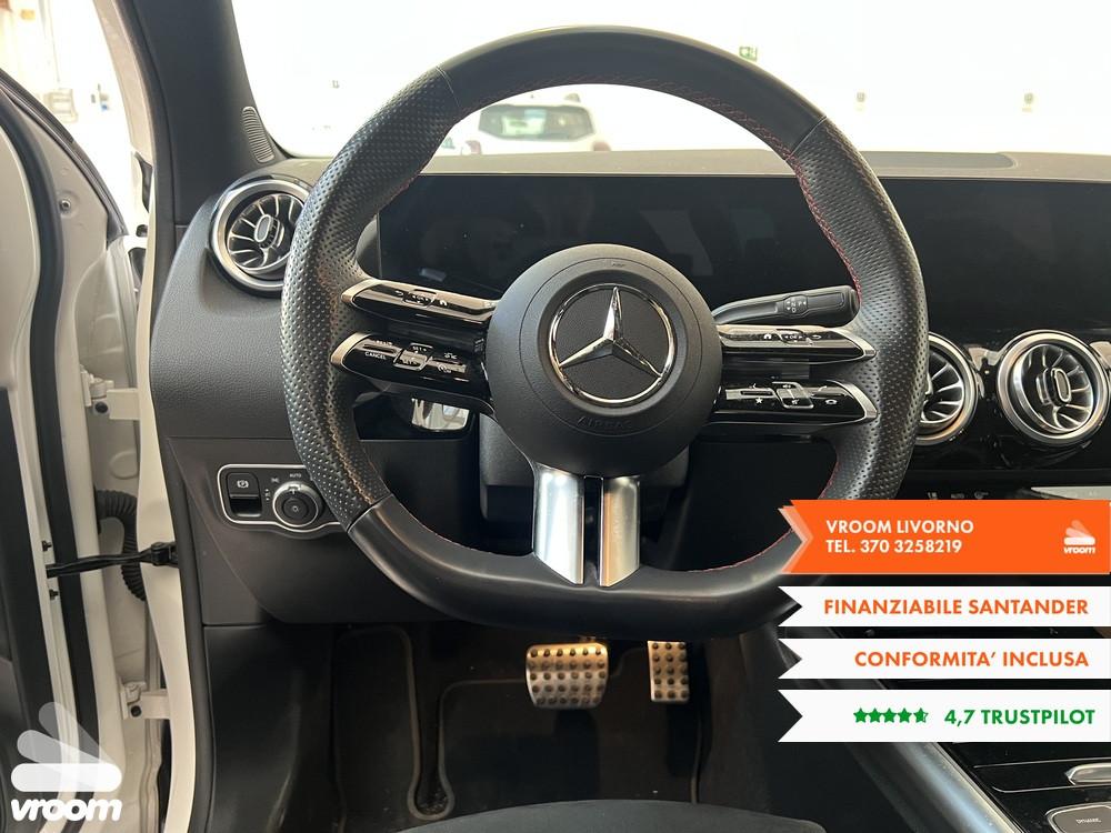 MERCEDES GLA (H247) GLA 200 d Automati...