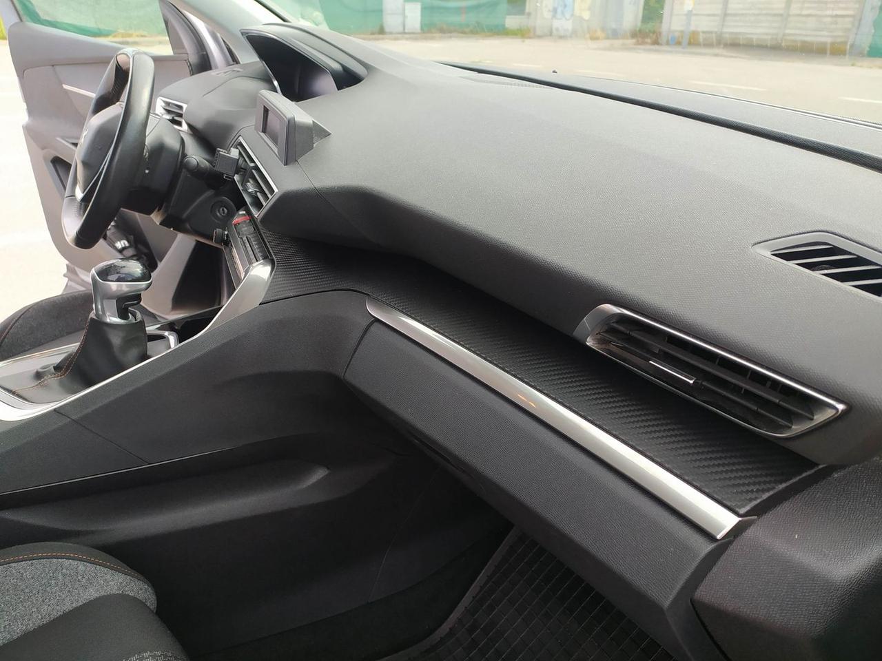 Peugeot 3008 Active 1.5 Blue HDI 130