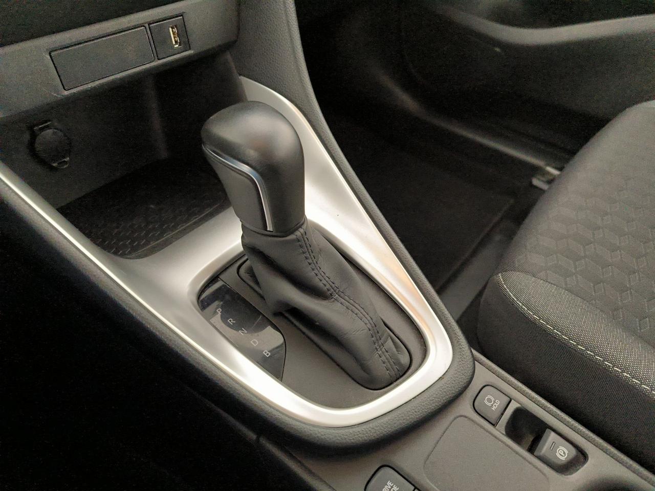 Toyota Yaris 1.5h active
