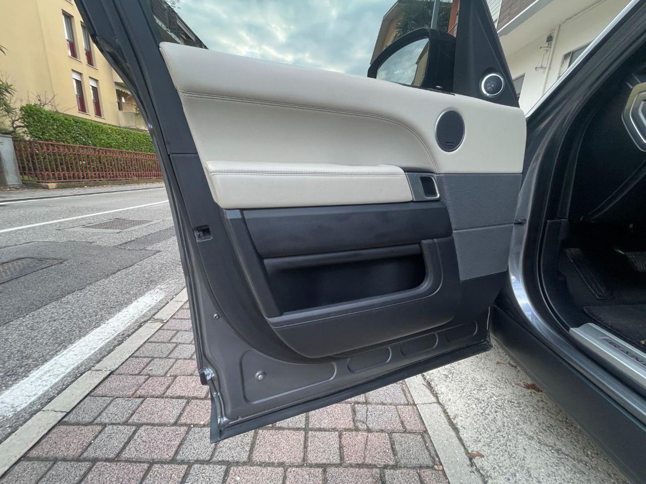 LAND ROVER Range Rover Sport 3.0 SDV6 HSE 4WD