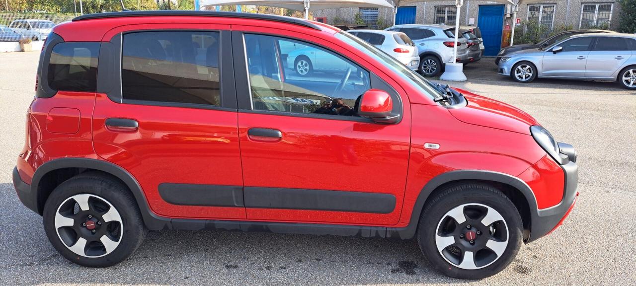 Fiat Panda Cross 1.0 FireFly S&S Hybrid