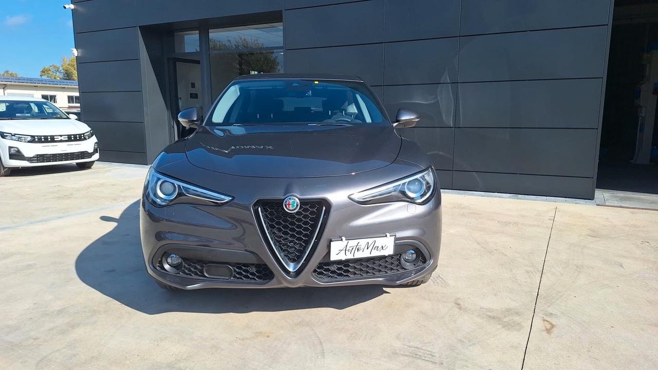 Alfa Romeo Stelvio 2.2 Turbodiesel 190 CV AT8 RWD Business