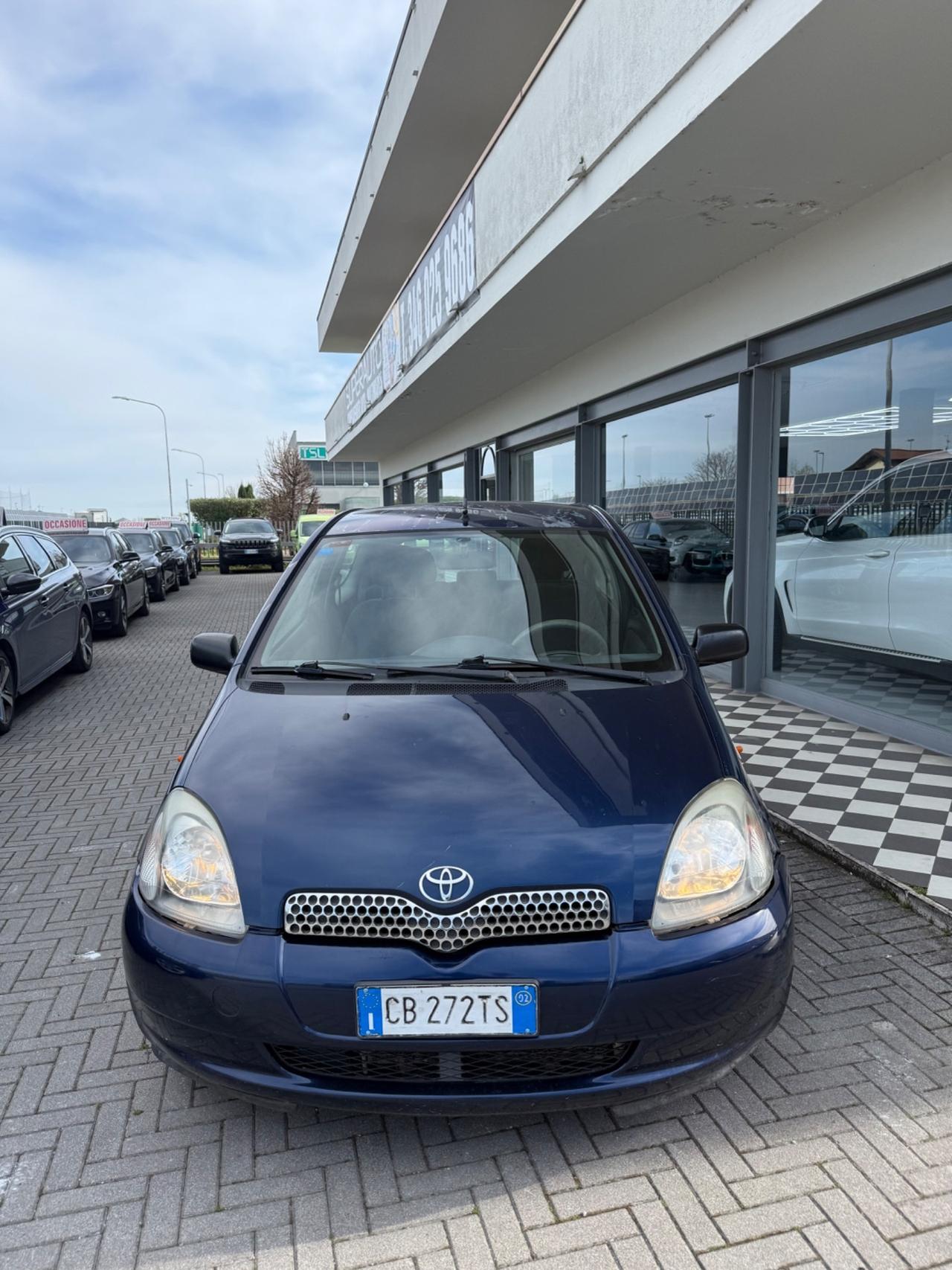Toyota Yaris 1.0i 16V cat 3 porte Sol