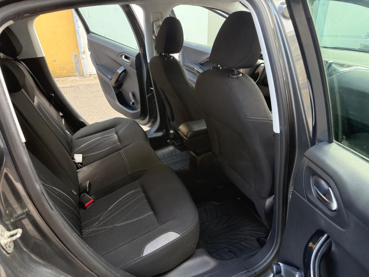 Peugeot 208 1.4 VTi 95 CV 5p. GPL Allure