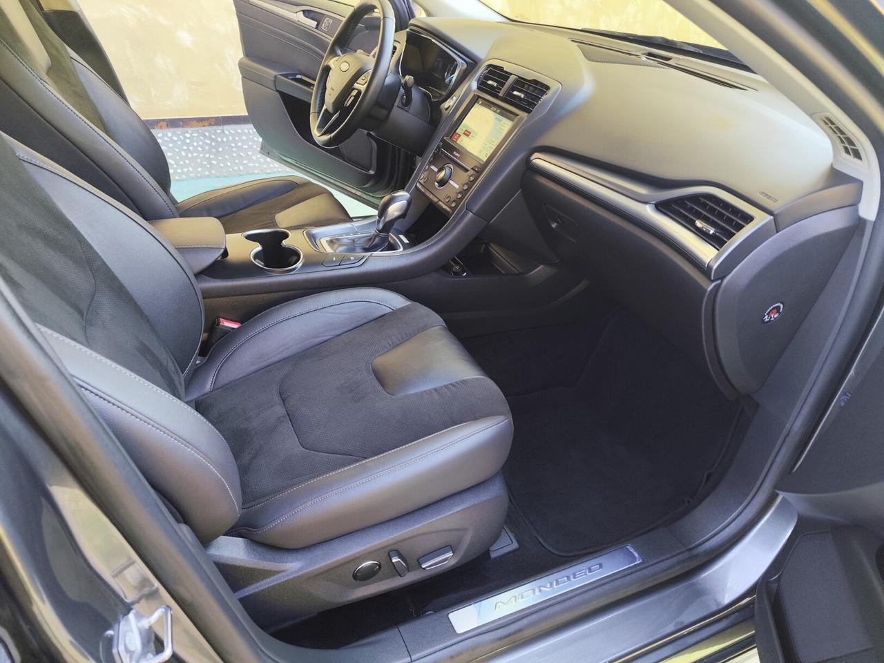 Ford Mondeo Full Hybrid 2.0 187 CV eCVT 4 porte Titanium Business
