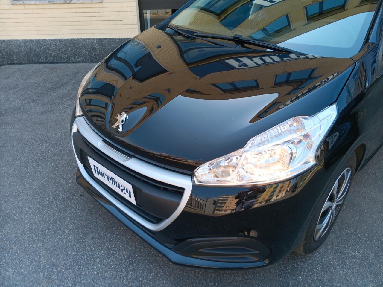 Peugeot 208 PureTech 68 5 LIKE NEOPATENTATO