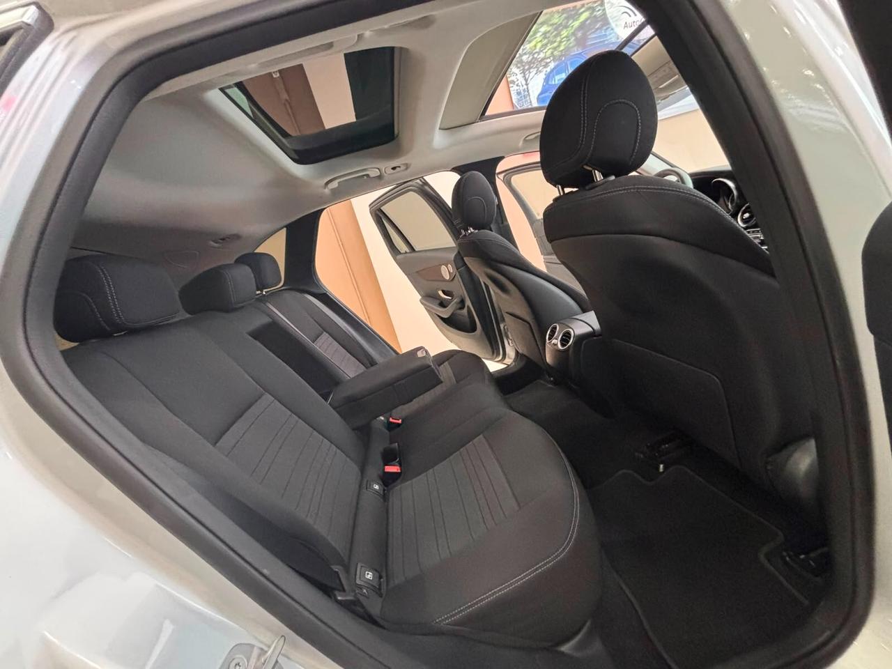 Mercedes-benz GLC 220 d 4Matic **PARI AL NUOVO**