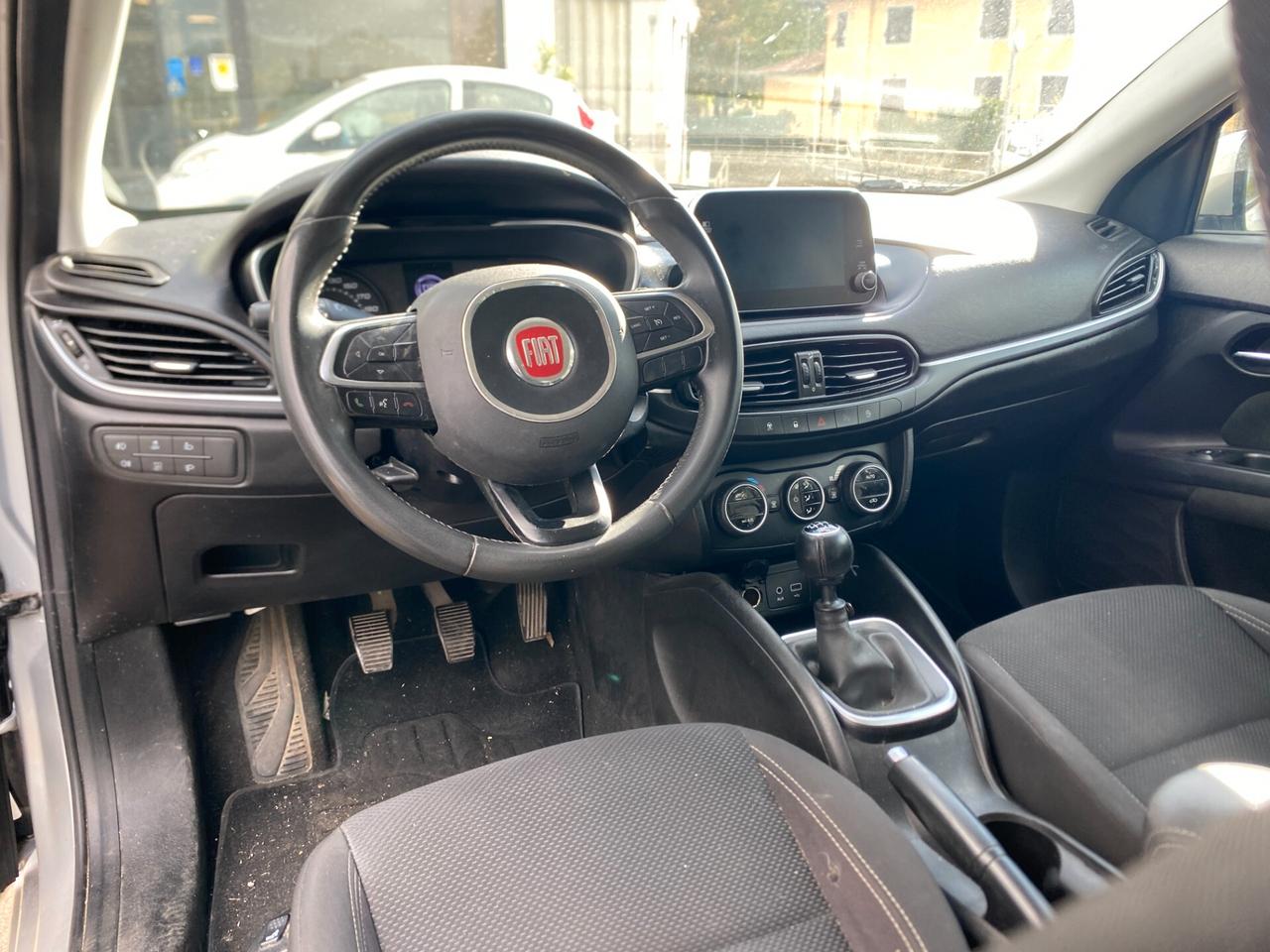 Fiat Tipo 1.6 Mjt S&S 5 porte Lounge