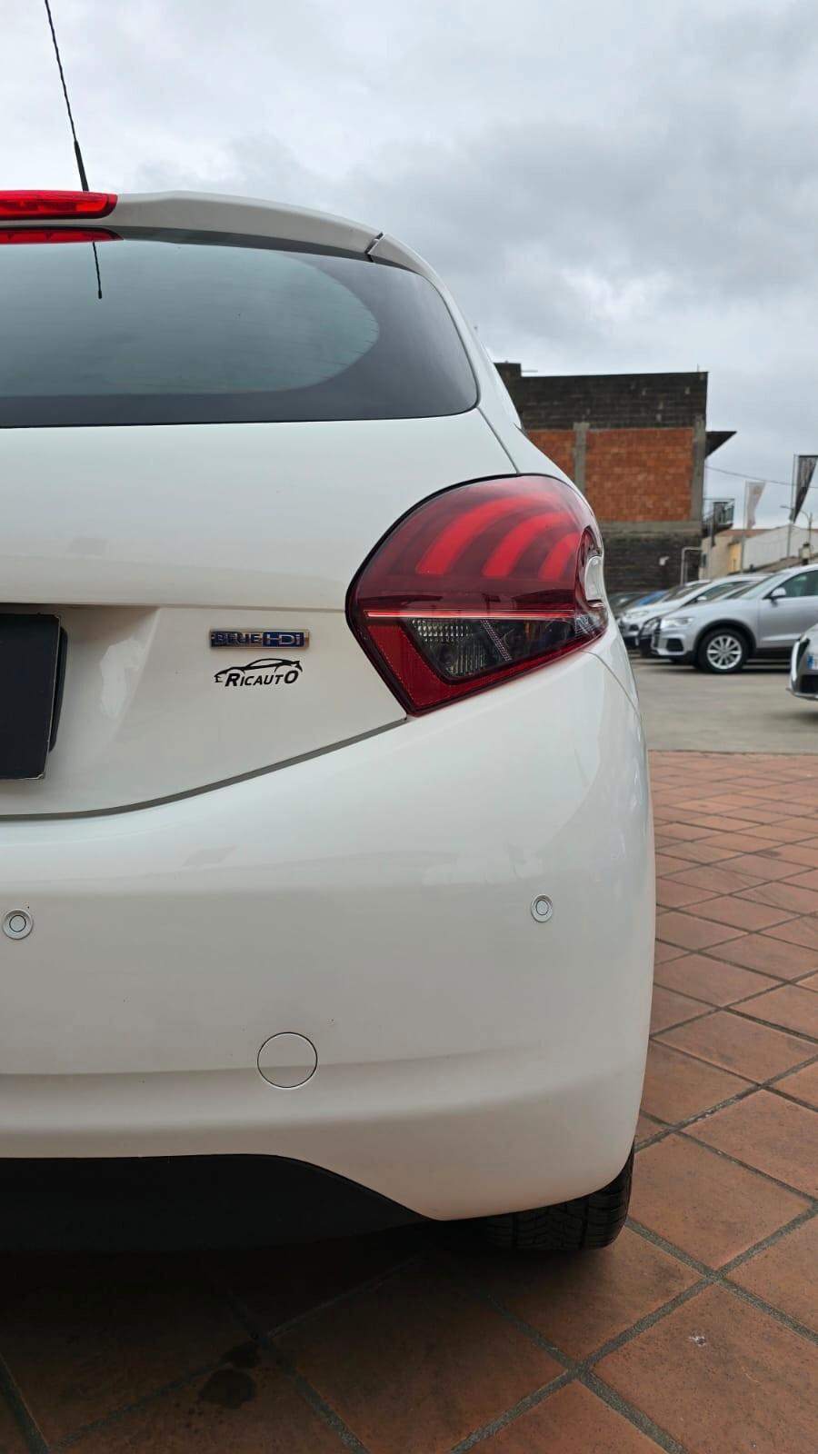 Peugeot 208 BlueHDi 75 S&S 5 porte Active
