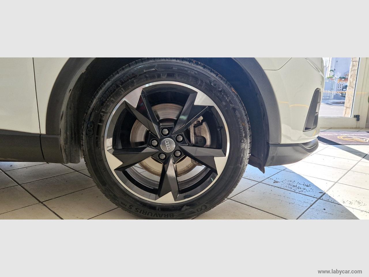 AUDI Q3 40 TDI quattro S tr. Business Adv.