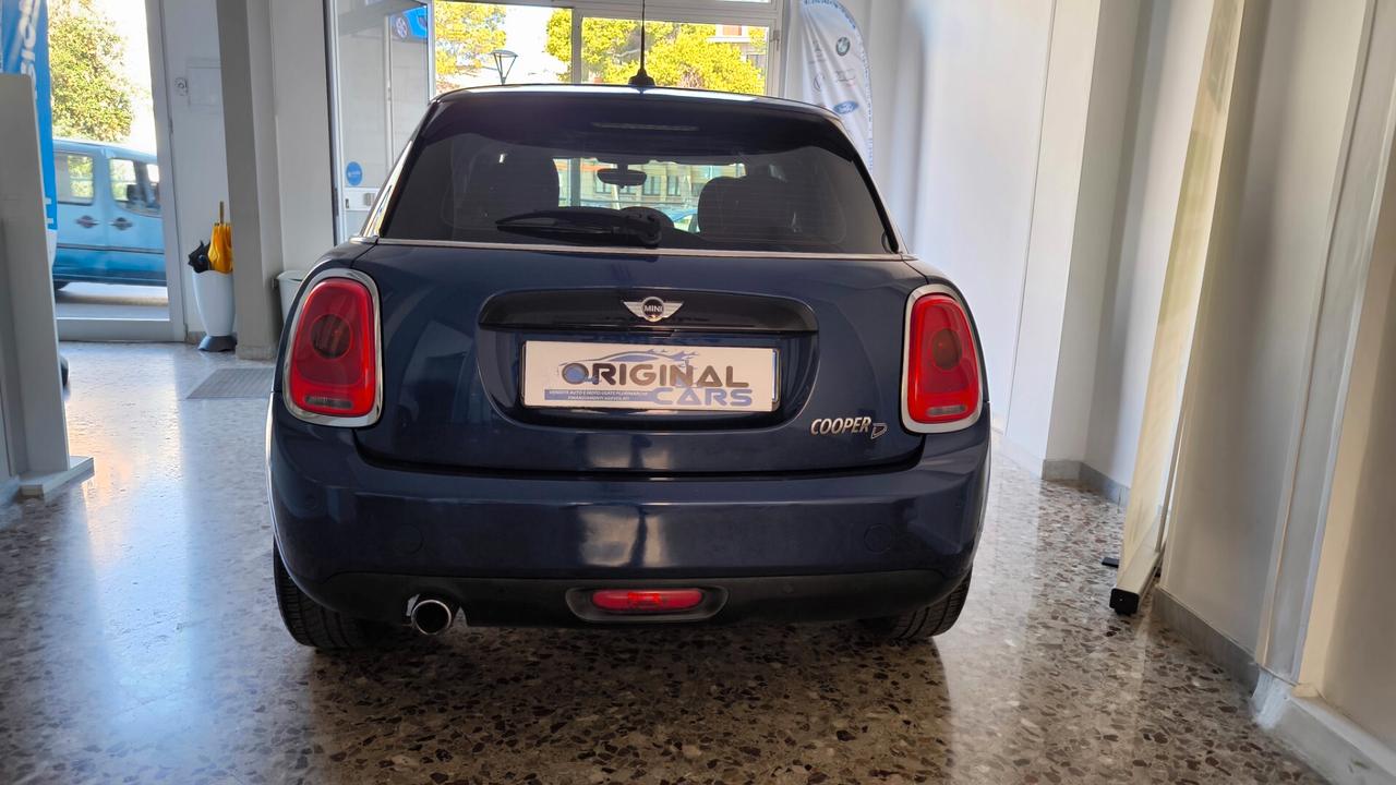 Mini 1.5 Cooper D Business 5 porte