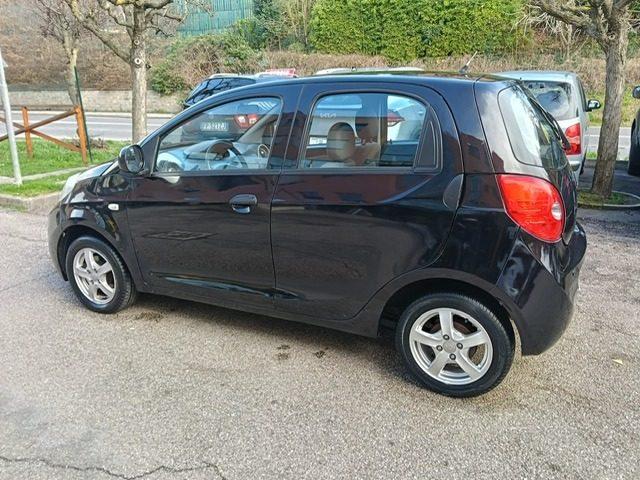 DR MOTOR DR1 1.1 16V Luxury 5 P. KM 48.200- ok neopatentati