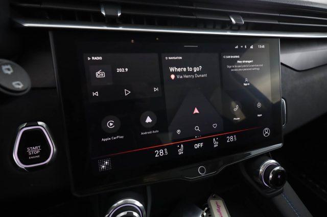 LYNK & CO 01 01 PHEV
