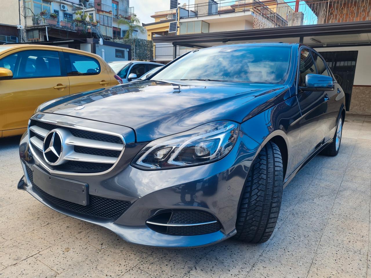 Mercedes-Benz Classe E - 300 BlueTEC DIESEL Edition Avantgarde